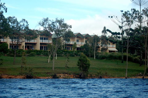 Tinaroo Lake Resort - Accommodation Cairns 2