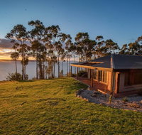Tinderbox Cliff House - Accommodation Cairns