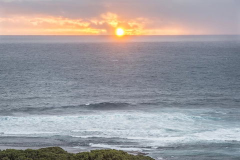 Top Of The Hill - Accommodation Cairns 1