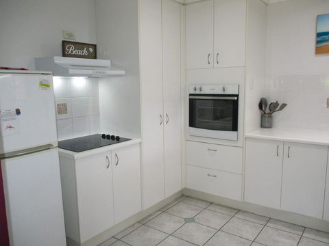 Torquay Beach Holiday House - Accommodation Cairns 3