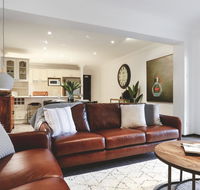 Tre Sorelle Camden - Accommodation Cairns
