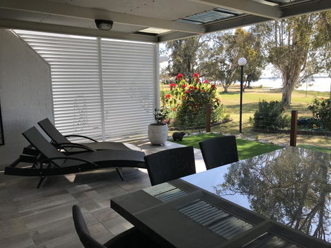 TREAT YOURSELF To Something Special! - Accommodation Cairns 3