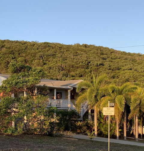 Tropical Styling - Accommodation Cairns 3