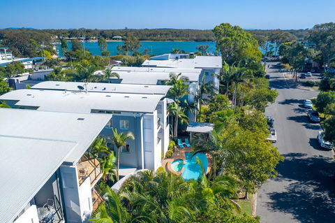 Twin Quays Noosa - Accommodation Cairns 2
