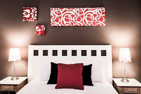Two Bedroom Apt Next To Perth CBD With Parking. - Accommodation Cairns 2
