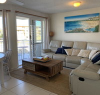 Unit 6 'mainsail Apartments' Free Wifi - Accommodation Cairns