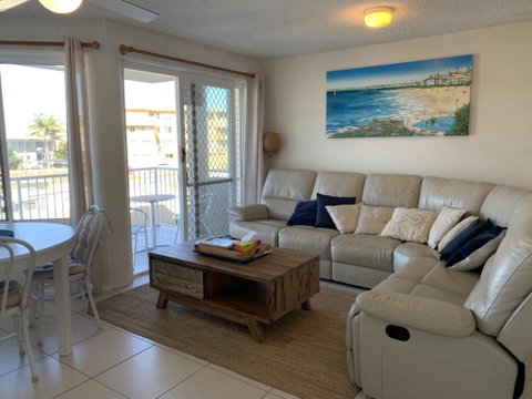 Unit 6 'mainsail Apartments' Free Wifi! - Accommodation Cairns 0