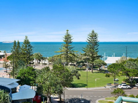 Unit 7 Fair Haven, Kings Beach - Excellent Views! - Accommodation Cairns 0