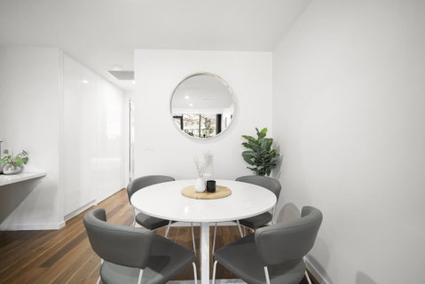 Urban Rest - Founders Lane - Accommodation Cairns 3