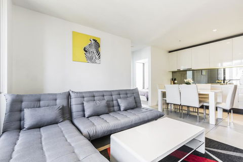 UWS Madison Melbourne CBD Apartment - Accommodation Cairns 0