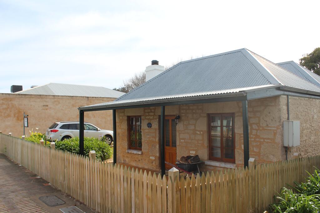 Robe SA Accommodation Cairns