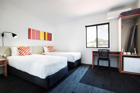 Villawood Hotel - Accommodation Cairns 2