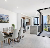 Vue Broadbeach Private 2 Bed Ocean View - Accommodation Cairns