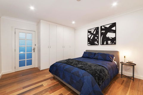 Walk To The City, Fish Market, Darling Harbour - Accommodation Cairns 1