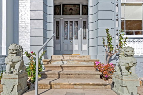 Waratah On York - Accommodation Cairns 2