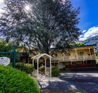 Warburton Lodge - Accommodation Cairns