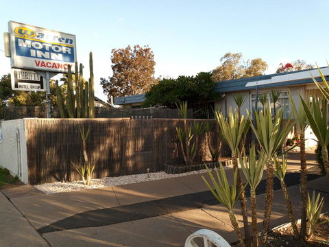 Warren Motor Inn - Accommodation Cairns 0