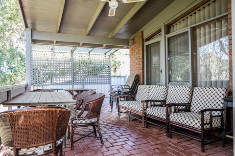 Water's Edge Bundalong - Accommodation Cairns 0
