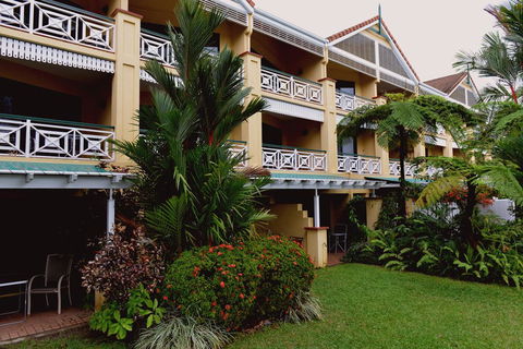 Waterfront Terraces - Accommodation Cairns 2
