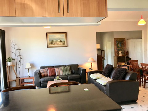 Hillâ€™s Creek Holiday Home - Accommodation Cairns 7