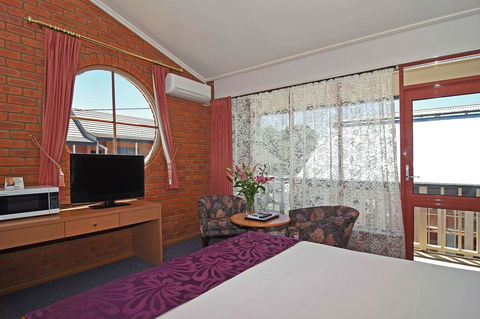 Main Lead Ballarat Motel - Accommodation Cairns 9