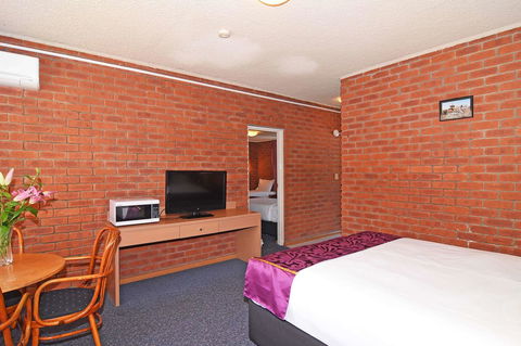 Main Lead Ballarat Motel - Accommodation Cairns 11