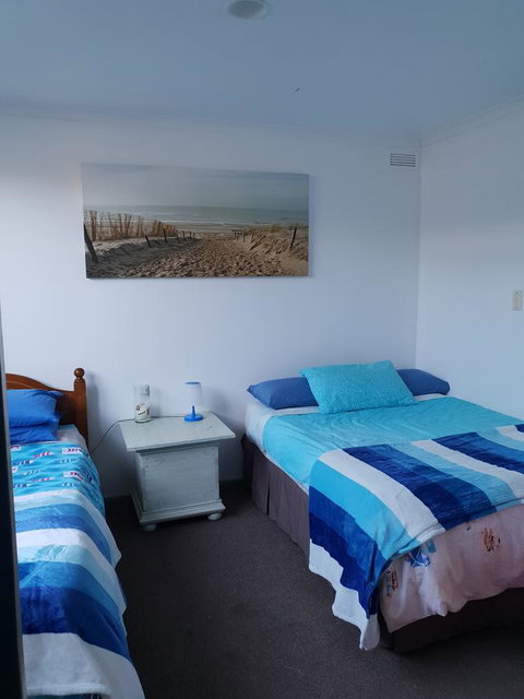 Relax In San Remo - Accommodation Cairns 13