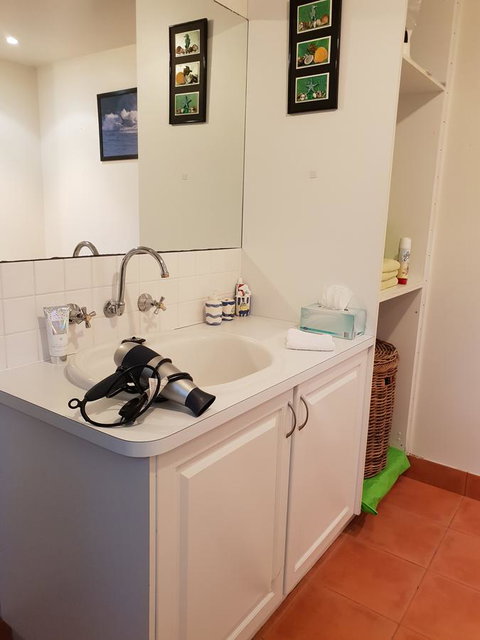 Relax In San Remo - Accommodation Cairns 26