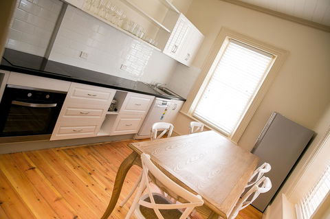 Cape Nelson Lighthouse - Accommodation Cairns 6