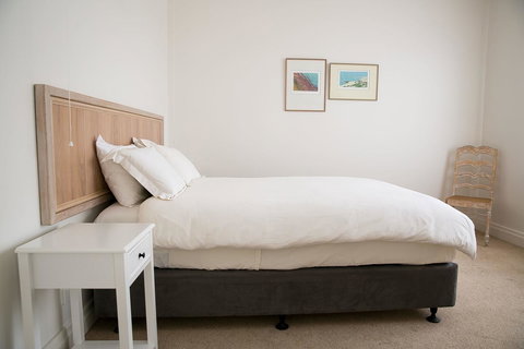 Cape Nelson Lighthouse - Accommodation Cairns 10