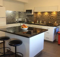 Austral Place 88 via Merri River - Accommodation Cairns