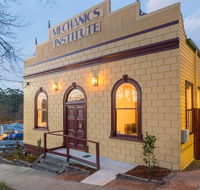 The Old Mechanics - Accommodation Cairns