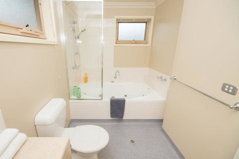 The Pitch - Accommodation Cairns 19