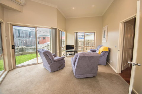 The Pitch - Accommodation Cairns 32