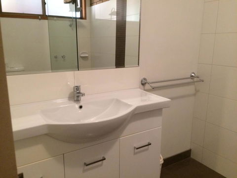 Ambassador Motor Inn - Accommodation Cairns 19