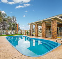 Hybiscus Waterfront Apartments - Accommodation Cairns