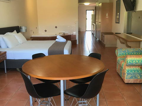 Coral Cove Resort - Accommodation Cairns 3