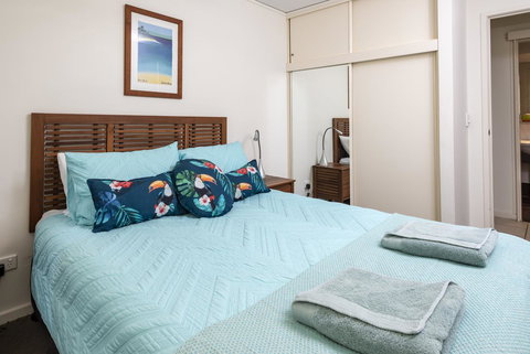 Coloured Sands - Rainbow Beach Resort - 5 Mins To Beach - Accommodation Cairns 6