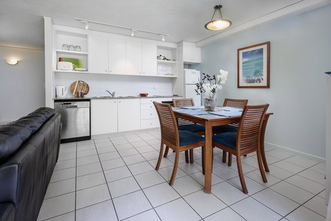 Coloured Sands - Rainbow Beach Resort - 5 Mins To Beach - Accommodation Cairns 3