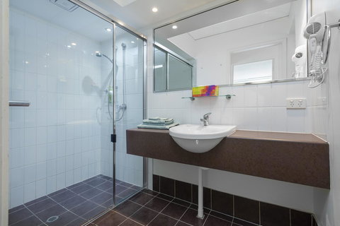 Coloured Sands - Rainbow Beach Resort - 5 Mins To Beach - Accommodation Cairns 9