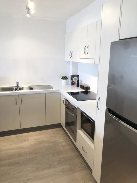 Sunshine Beach Luxe Apartment - Accommodation Cairns 9