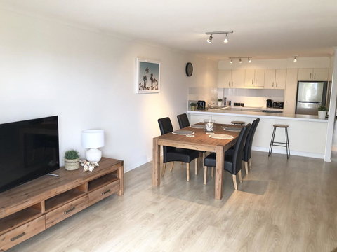 Sunshine Beach Luxe Apartment - Accommodation Cairns 4