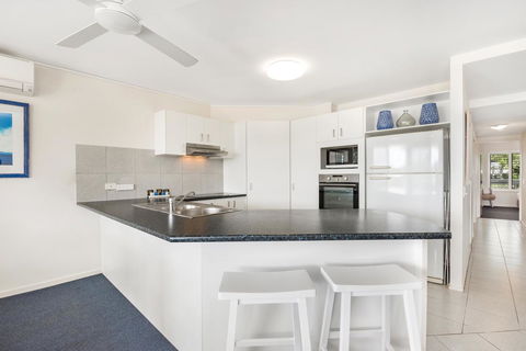 Sunshine Vista - Accommodation Cairns 7