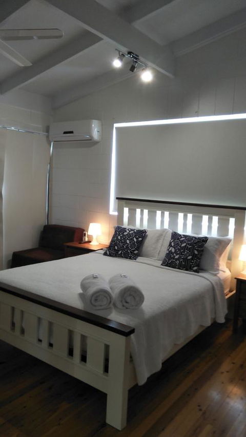 Salty Vibes Retreat - Accommodation Cairns 1