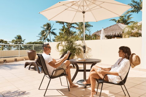 Sea Change Beachfront Apartments - Accommodation Cairns 8