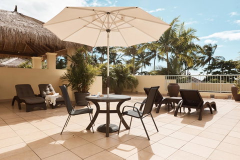 Sea Change Beachfront Apartments - Accommodation Cairns 9