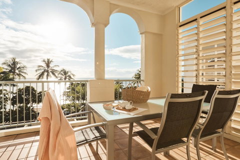 Sea Change Beachfront Apartments - Accommodation Cairns 0