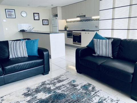 Ocean Views Resort Caloundra - Accommodation Cairns 22