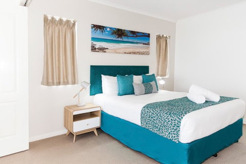 Ocean Views Resort Caloundra - Accommodation Cairns 32