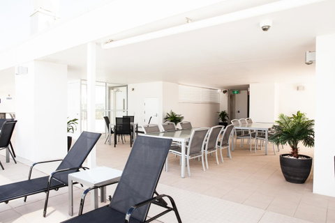 Ocean Views Resort Caloundra - Accommodation Cairns 5